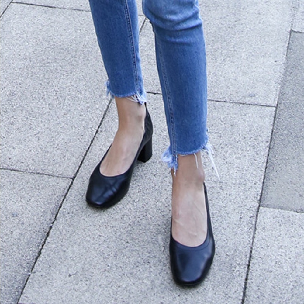 Everlane RARE NAVY The Day Heel Italian Leather Discontinued Color Size 7.5
